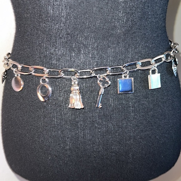 ESCADA Women’s RARE Vintage Silver Charm Chain Link Belt Stamped E Made in Spain - Picture 10 of 16